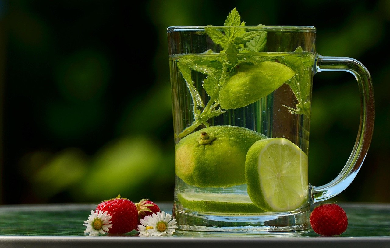 drink, lime, water, cup, nature, lime water, detox, detox water, lemon balm, strawberries, fruits, glass, beverage, refreshment, thirst, wellness, organic, natural