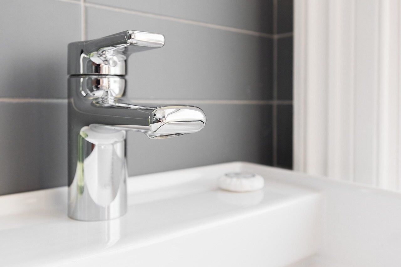 bathroom, faucet, sink, tap water, shower, nature, bathing, water, home, design, interior, hotel, interior design, clean, hygiene, modern, bathroom sink, stainless steel